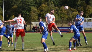 Konačni rezultat utakmice HNK Brotnjo Čitluk – NK Travnik 1:2 s klupskim grbovima, imenima strijelaca i minutama pogodaka.