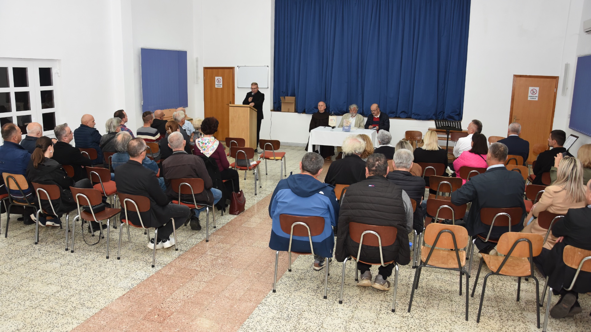 OMH ČITLUK Održani jubilarni 20. Susreti pod hrastom posvećeni književniku Stjepanu Šešelju OMH ČITLUK Održani jubilarni 20. Susreti pod hrastom posvećeni književniku Stjepanu Šešelju