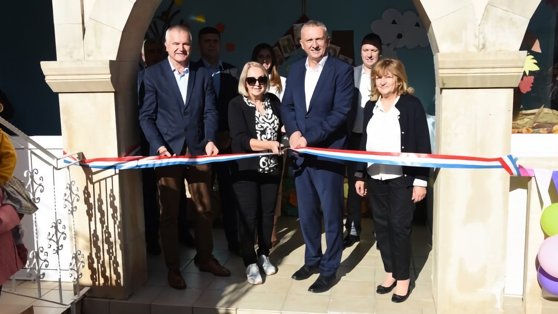 OPĆINA ČITLUK Otvorena nova područna jedinica Dječjeg vrtića „Sveti Ivan Pavao II“ – mjesto za 75 mališana OPĆINA ČITLUK Otvorena nova područna jedinica Dječjeg vrtića „Sveti Ivan Pavao II“ – mjesto za 75 mališana