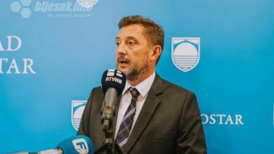 ŽO HDZ BiH HNŽ osudio paljenje službenog vozila gradonačelnika Mostara Marija Kordića i upozorio na kampanju mržnje i prijetnje sigurnosti.