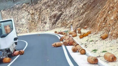 Incident na magistralnoj cesti Mostar – Čitluk ispod brda Hum nakon ispadanja plinskih boca s teretnog vozila.