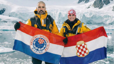 Daniel Rezo – AI generirana fotografija s Kolindom Grabar-Kitarović na Antarktiku