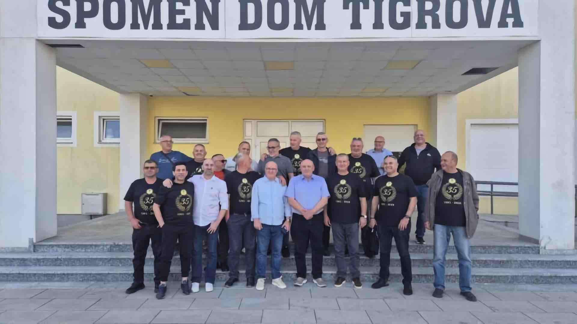 Obilježavanje 35. obljetnice jedinice za posebne namjene MUP-a RH Valbandon u Rakitju uz polaganje vijenaca i paljenje svijeća