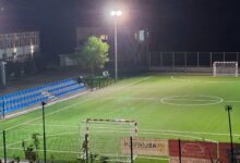 Nove stolice na istočnoj tribini SRC Čerin u Čerinu nakon realizacije projekta Futsal Akademije Župe Čerin