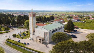 Plakat za Marijanski koncert u župnoj crkvi Krista Kralja u Čitluku povodom blagdana Gospe Fatimske 13. svibnja 2026.