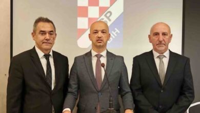 Predstavnici HSP BiH na konferenciji za medije o izboru hrvatskog člana Predsjedništva BiH