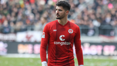 Nikola Vasilj u dresu St. Paulija tijekom utakmice njemačkog kluba