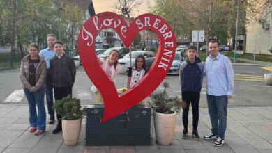 Alt opis slike: Učenici OGŠ Brotnjo s nagradama na Federalnom natjecanju glazbe u Srebreniku 2026