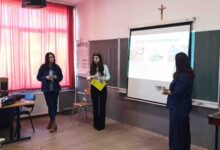 Učenici Osnovne škole Čerin tijekom prezentacije Srednje prometne škole Mostar o zanimanjima i školskim programima