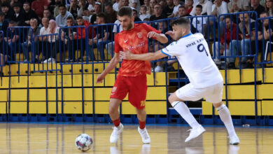 Darko Ivanković i igrači HMNK Rama slave plasman u finale Premijer futsal lige BiH