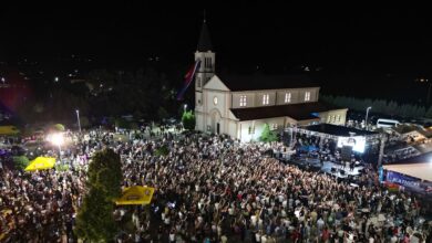 Mate Bulić i glazbene zvijezde najavljuju Blatničke note dobrote 2026. u Donjoj Blatnici.