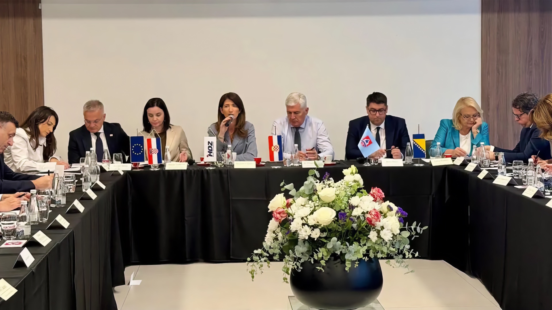 HDZ BiH i predstavnici Vlade Republike Hrvatske na koordinacijskom sastanku u Kreševu o razvojnim i klimatskim projektima u BiH.