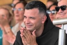 Fra Zvonimir Pavičić, župnik Međugorja, na 45. obljetnici Gospinih ukazanja tijekom proslave devete godišnjice svećeničkog ređenja.