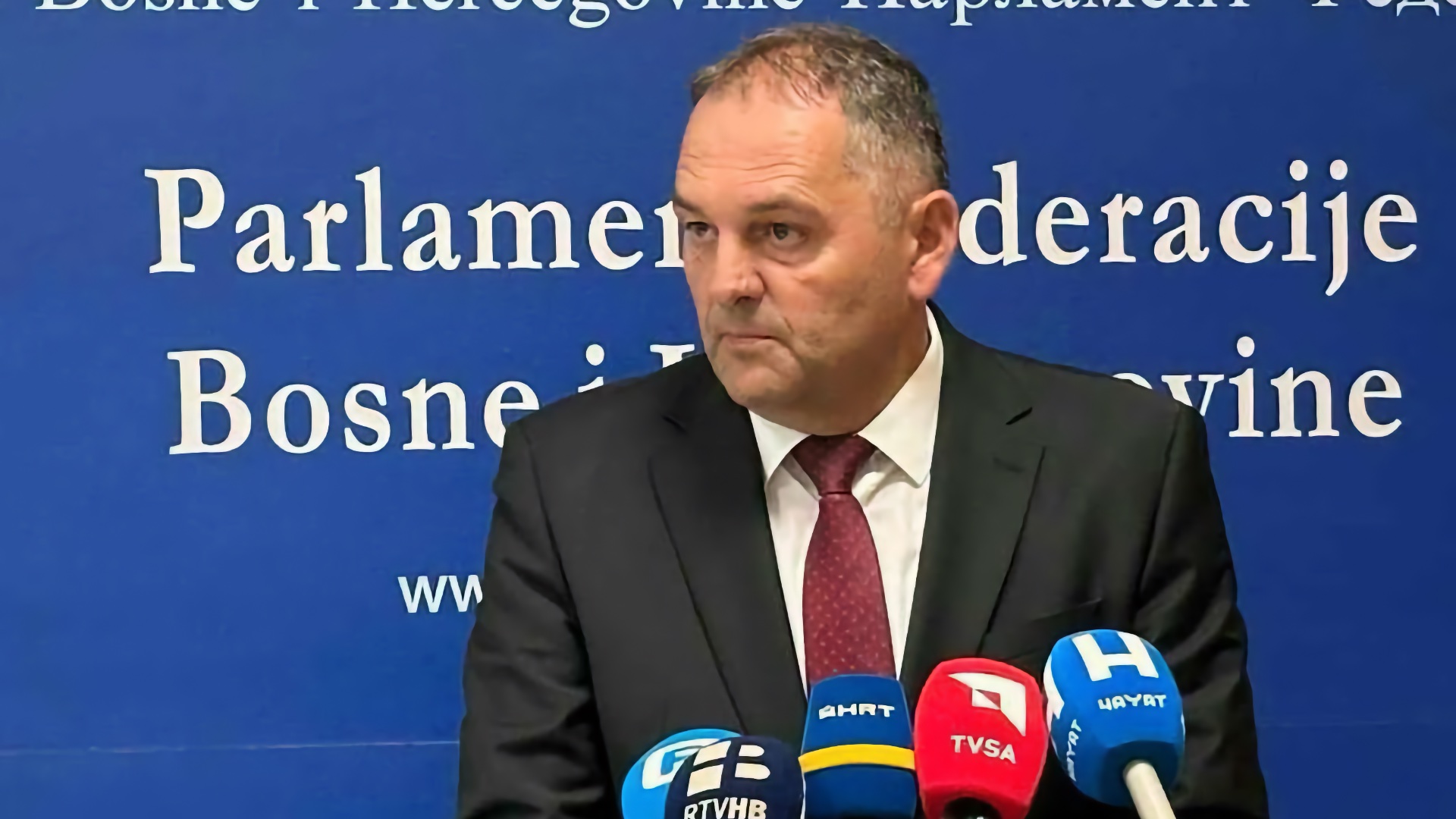 Tomislav Martinović u Federalnom parlamentu govori o projektu Južne interkonekcije i državnoj imovini.