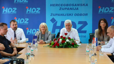 Vodstvo HDZ-a BiH tijekom radnog posjeta Kupresu, Livnu i Tomislavgradu u Hercegbosanskoj županiji.