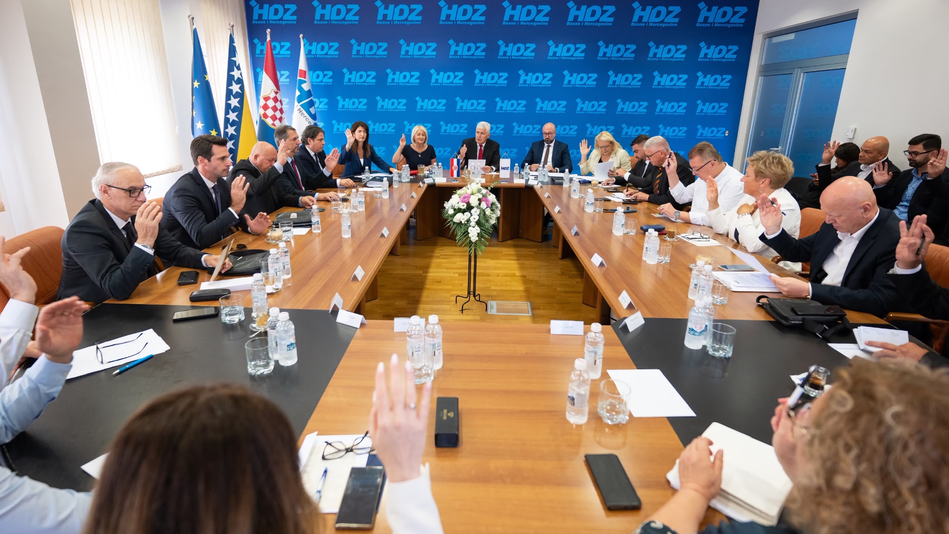 Proširena sjednica Predsjedništva HDZ-a BiH u Mostaru uoči Općih izbora 2026. godine