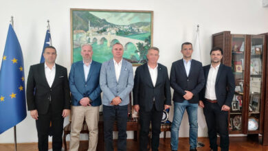 Predstavnici HBOR-a i Grada Konjica u obilasku radova na izgradnji nove čitaonice u Kostajnici