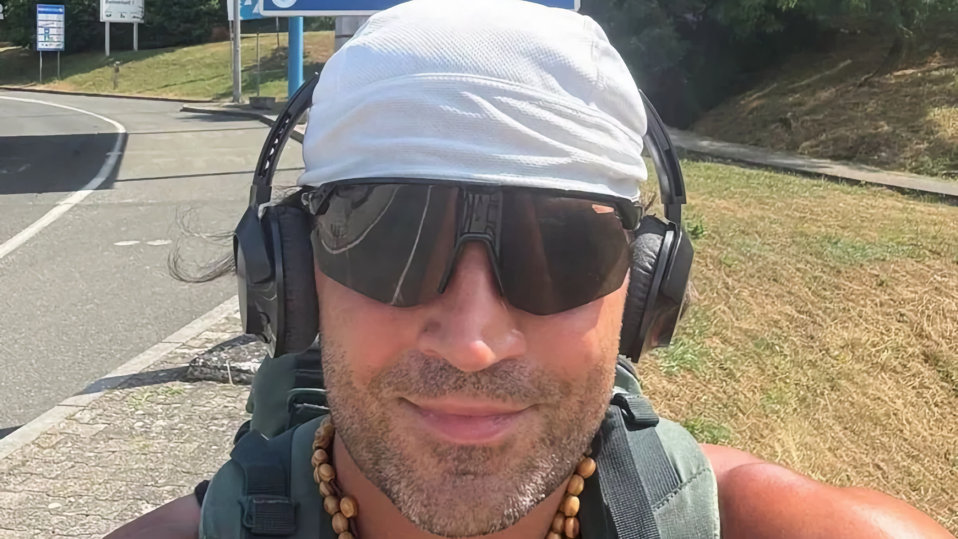Michael Pehar tijekom pješačkog hodočašća iz Stuttgarta prema Međugorju nakon dolaska u Hrvatsku
