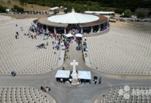 Vjernici i politički dužnosnici na obilježavanju Dana sjećanja na Groblju mira na Bilima