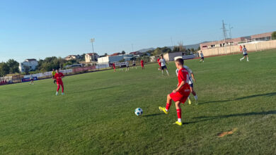 Mladi nogometaši na turniru Brotnjo Cup 2026 na stadionu Bare u Čitluku