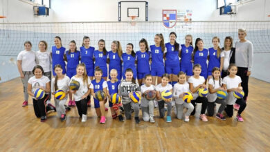 Ljubica Dugandžić iz Miletine u dresu Hrvatske ženske odbojkaške reprezentacije U17 prije odlaska na Svjetsko prvenstvo u Čileu.
